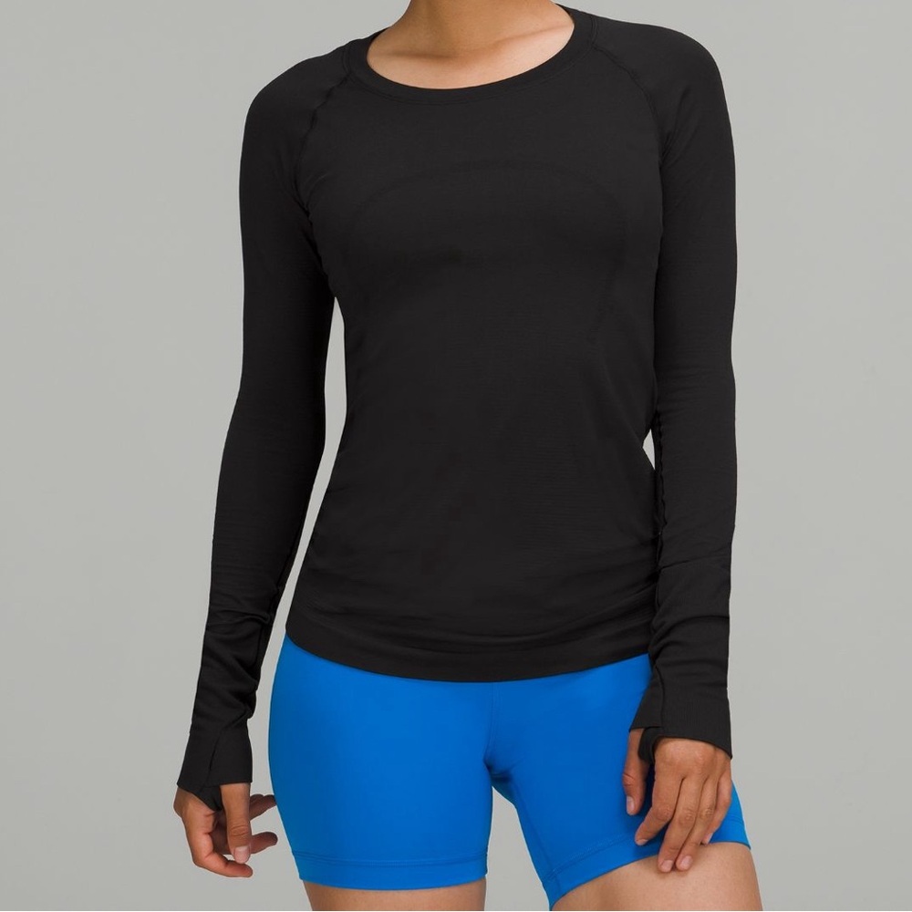 Lululemon Swiftly Long Sleeve Shirt, size 4, color: black.